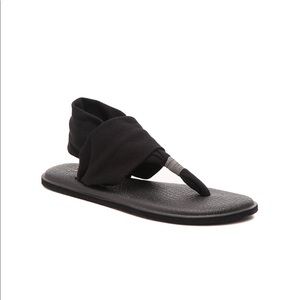 Sanuk women’s yoga sling shoe size 7